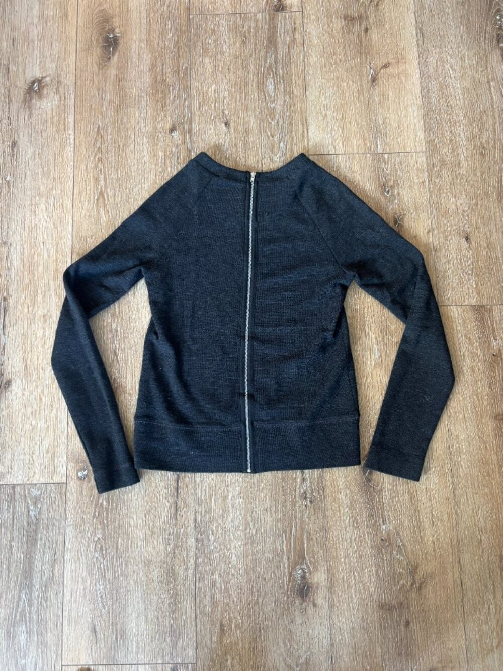 Gray Sweater - Back Zip - Picture 4 of 6